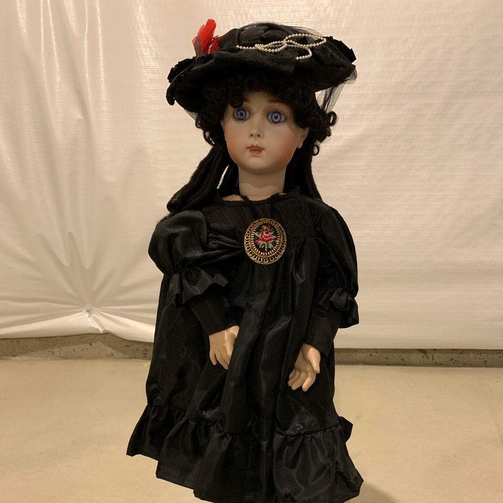 Bell Ceramics Vintage Doll